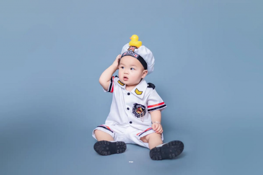 呼伦贝尔宝宝几个月攒肚子